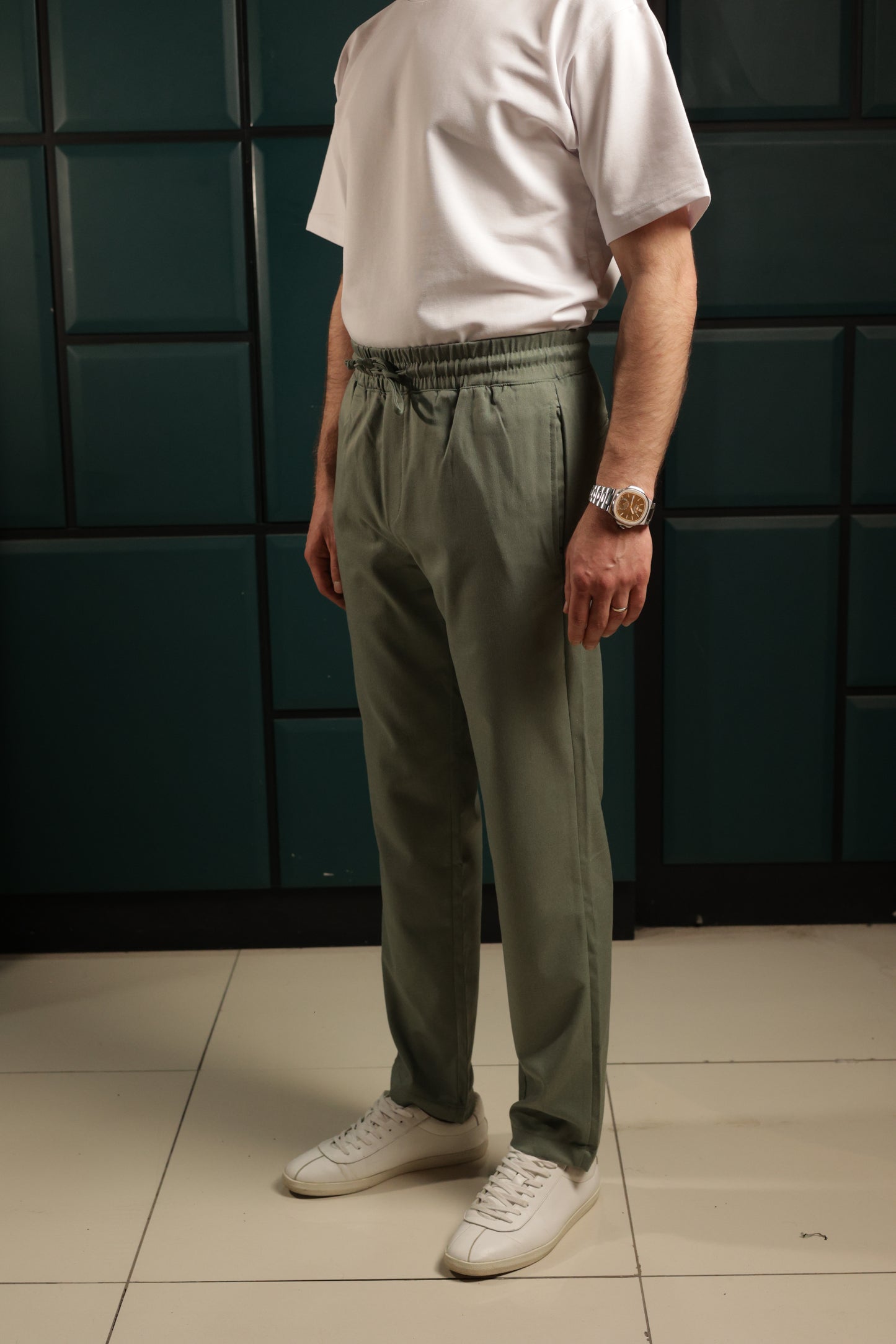 UrbanEase Düz Kesim Yazlık Jogger Pantolon